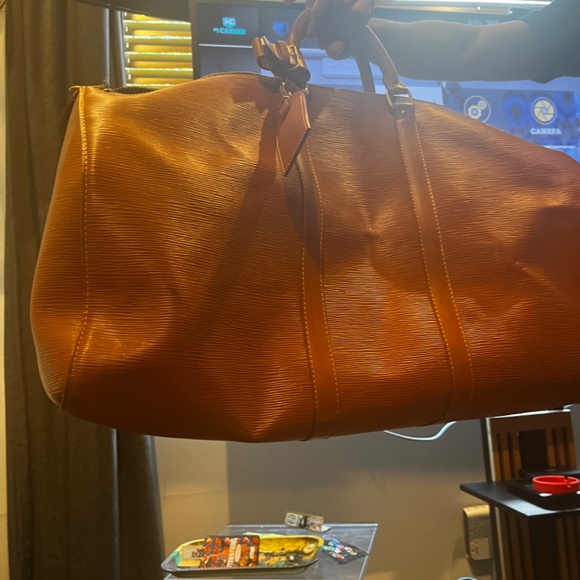 Louis Vuitton duffle - Picture 2 of 4
